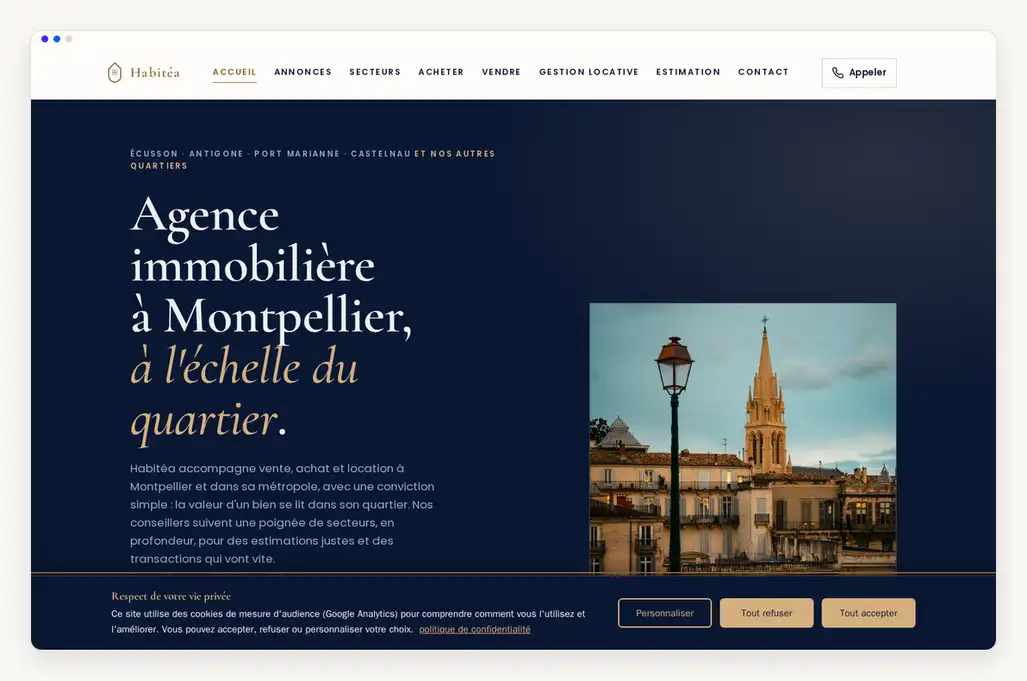 Capture au-dessus de la ligne de flottaison d'un site immobilier sur ordinateur